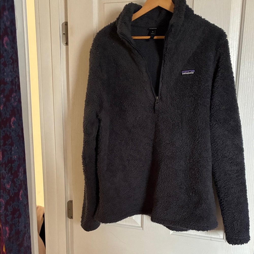 Patagonia Charcoal Black Fleece Quarter-Zip Pullover